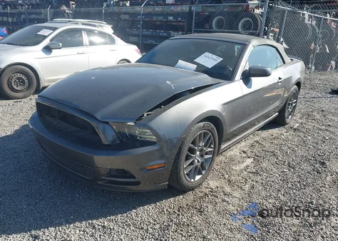 2013 Ford Mustang V6 Premium z USA, uszkodzony, nr VIN 1ZVBP8EM6D5227942
